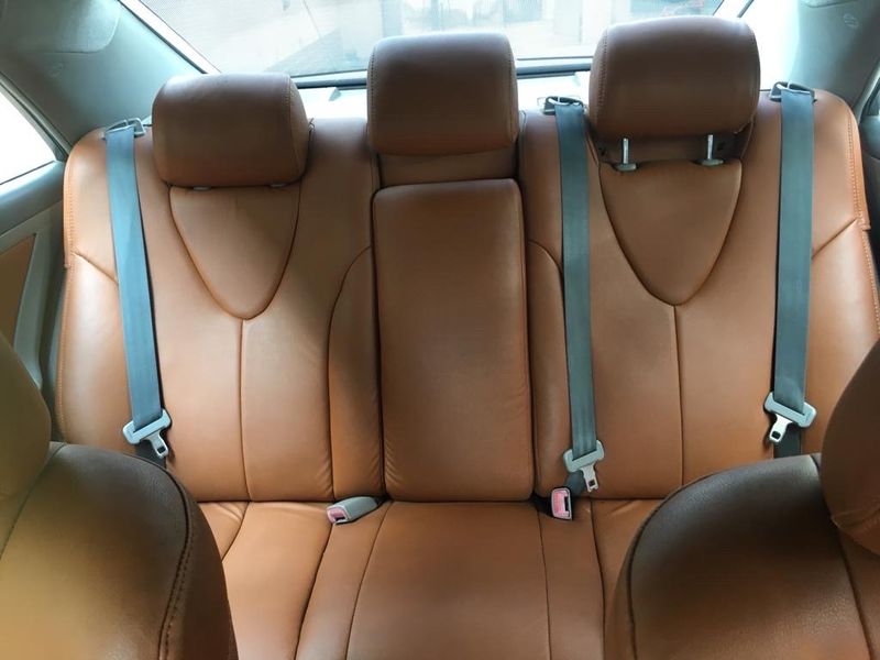 Thumbnail 8 of 2011 Toyota Camry XLE